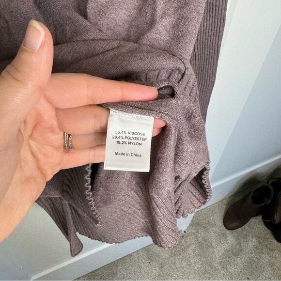 Evereve Everly Mauve Purple Pullover V-neck Ribbed Sweater Size Small - Picture 5 of 6